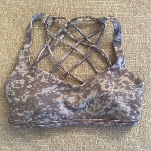 Lululemon sports bra - Free to be wild - great condition
